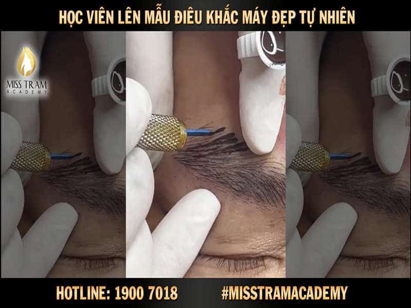 Học Viên Lên Mẫu Hairstroke Mày Nam Tự Nhiên