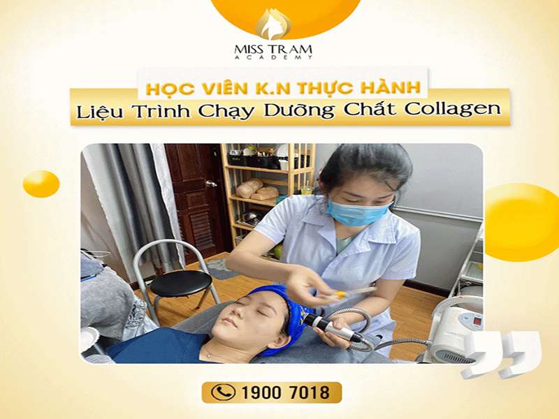 Học Viên K.N Thực Hành Liệu Trình Chạy Dưỡng Chất Collagen