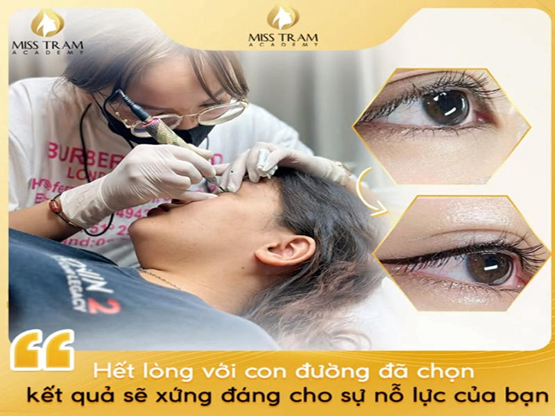 Học Viên Thực Hành Phun Mí Mở Tròng